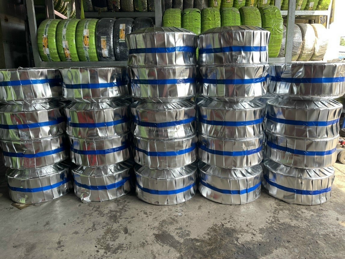 Cận cảnh vành bánh xe ô tô chất liệu thép