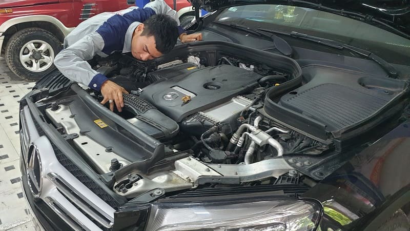 alt text cho sửa lỗi xe ô tô bị ì không bốc