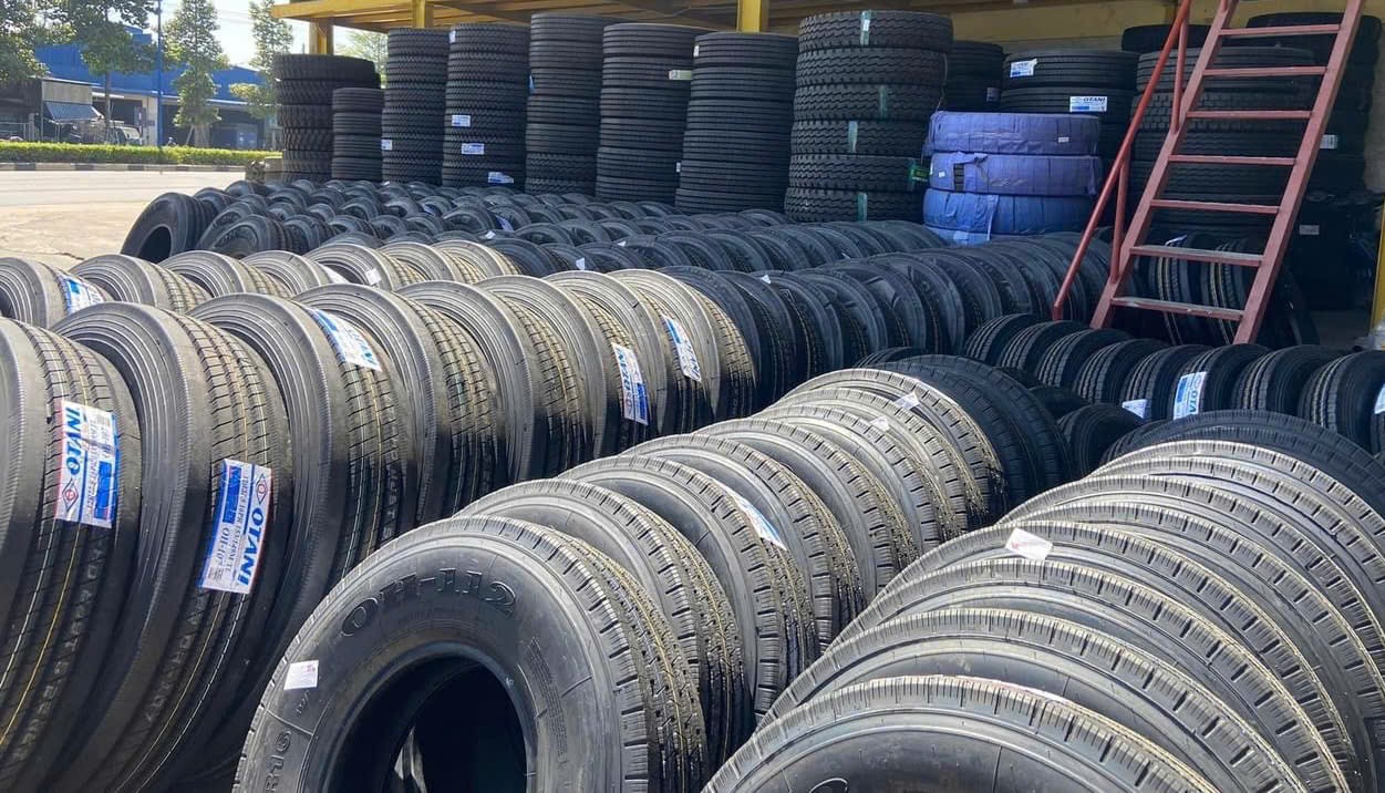 Đa dạng các loại lốp xe tải