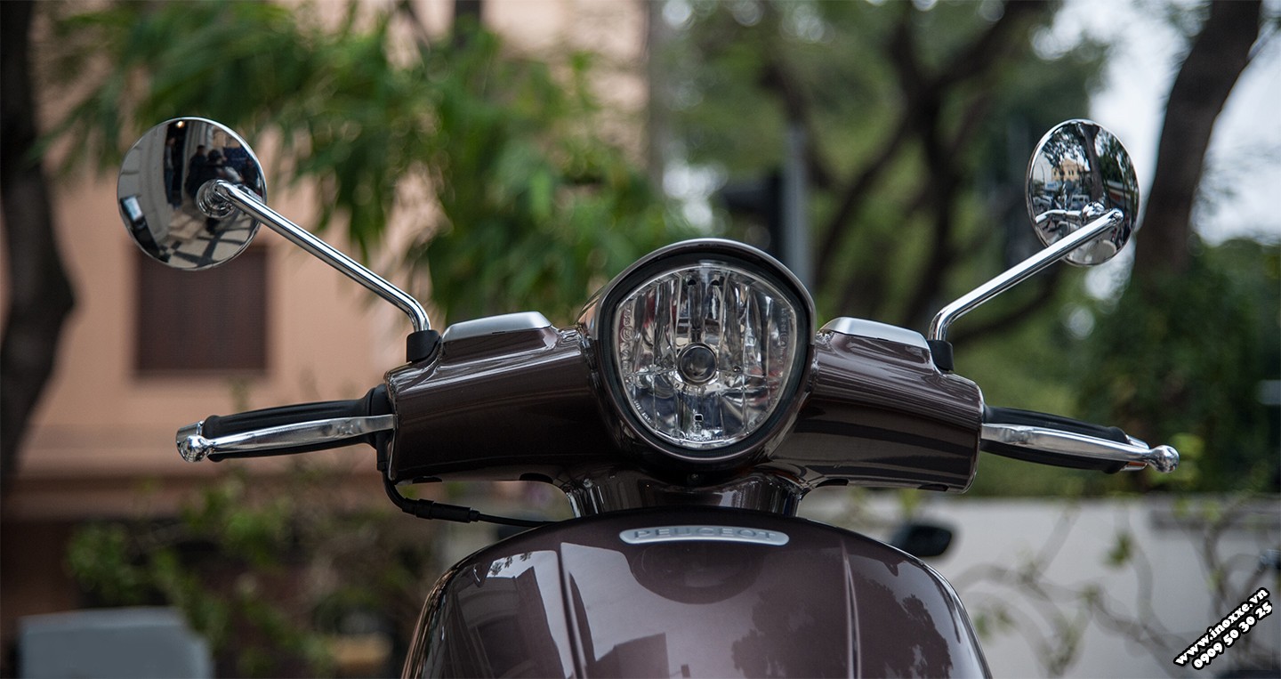 Đèn pha tròn bo tròn đầy tính thẩm mỹ của Peugeot Django