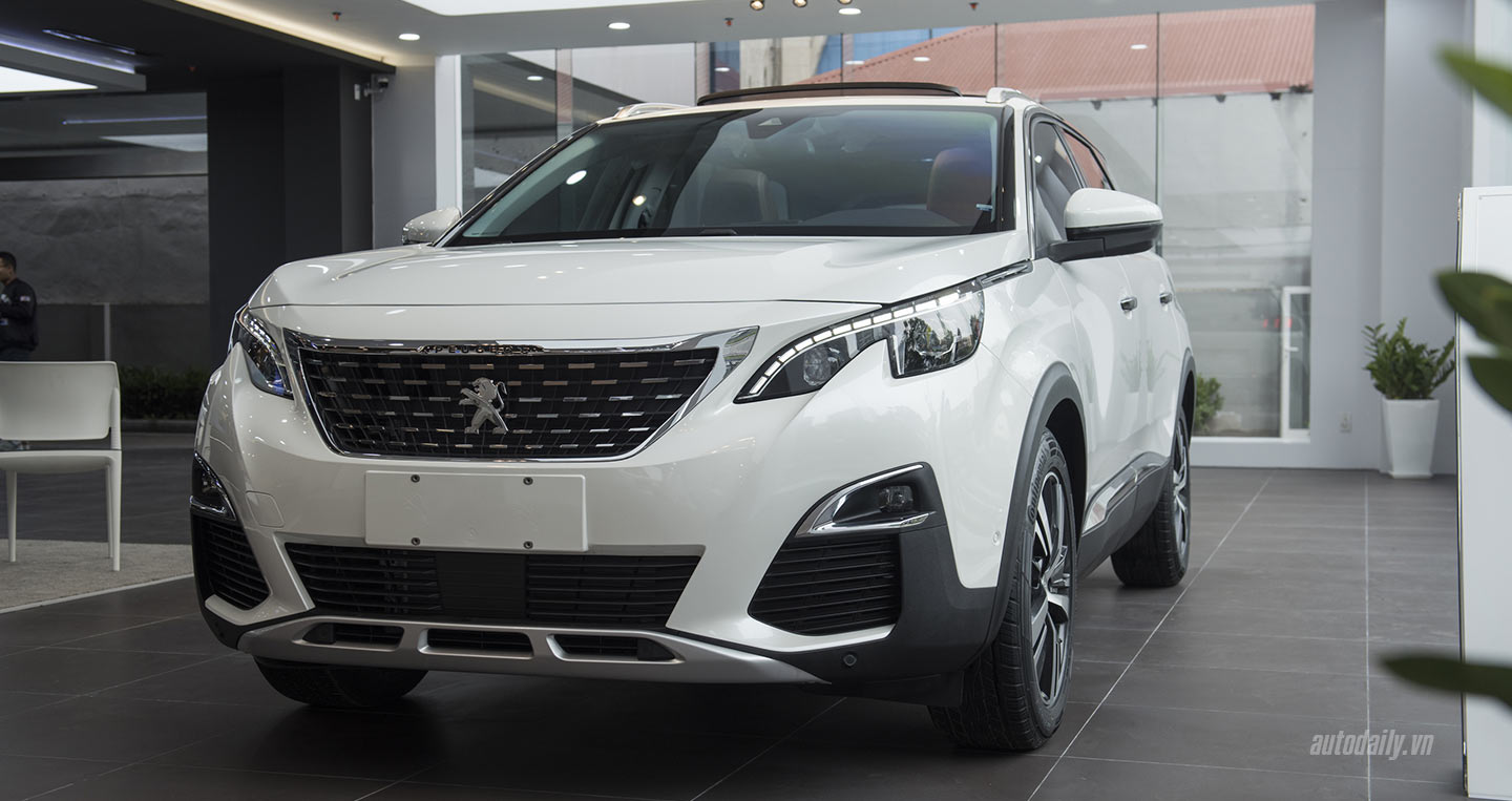 peugeot-5008-036 Xe ô tô Peugeot 7 chỗ: Đánh giá chi tiết các dòng xe & giá
