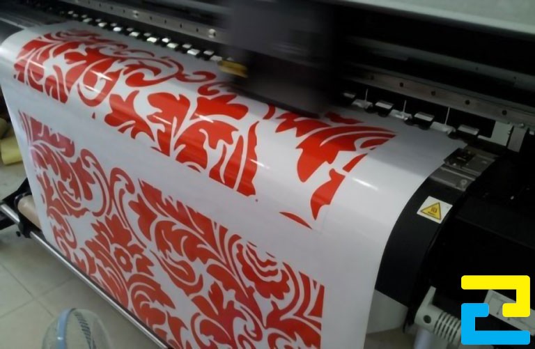 Sản phẩm in decal ô tô sau khi hoàn thành quy trình sản xuất