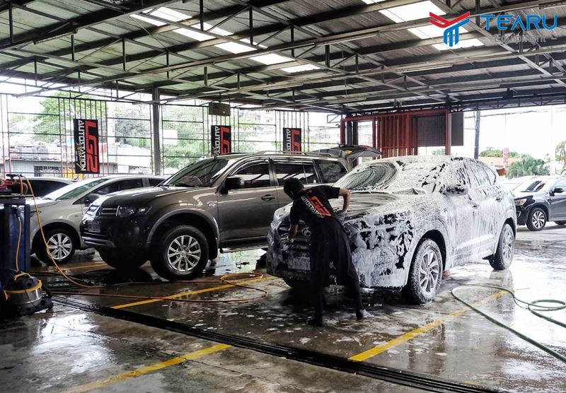 Vệ sinh phần thân xe