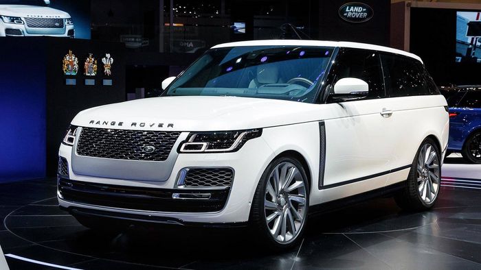 Range Rover - mẫu xe ô tô 5 chỗ đẹp nhất với thiết kế mạnh mẽ, độc đáo