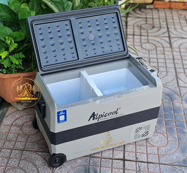 Tủ lạnh xe ô tô Alpicool T50 dung tích 50 lít