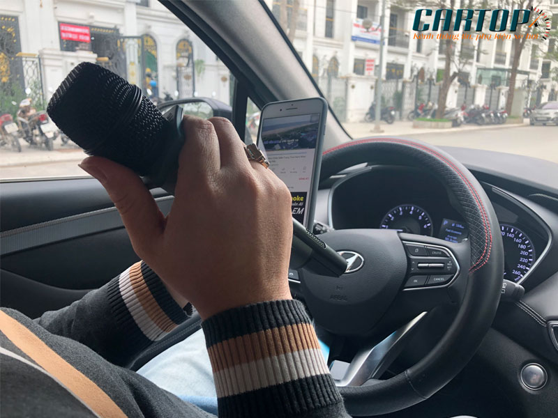 Bộ mic hát karaoke trên xe ô tô và các phụ kiện