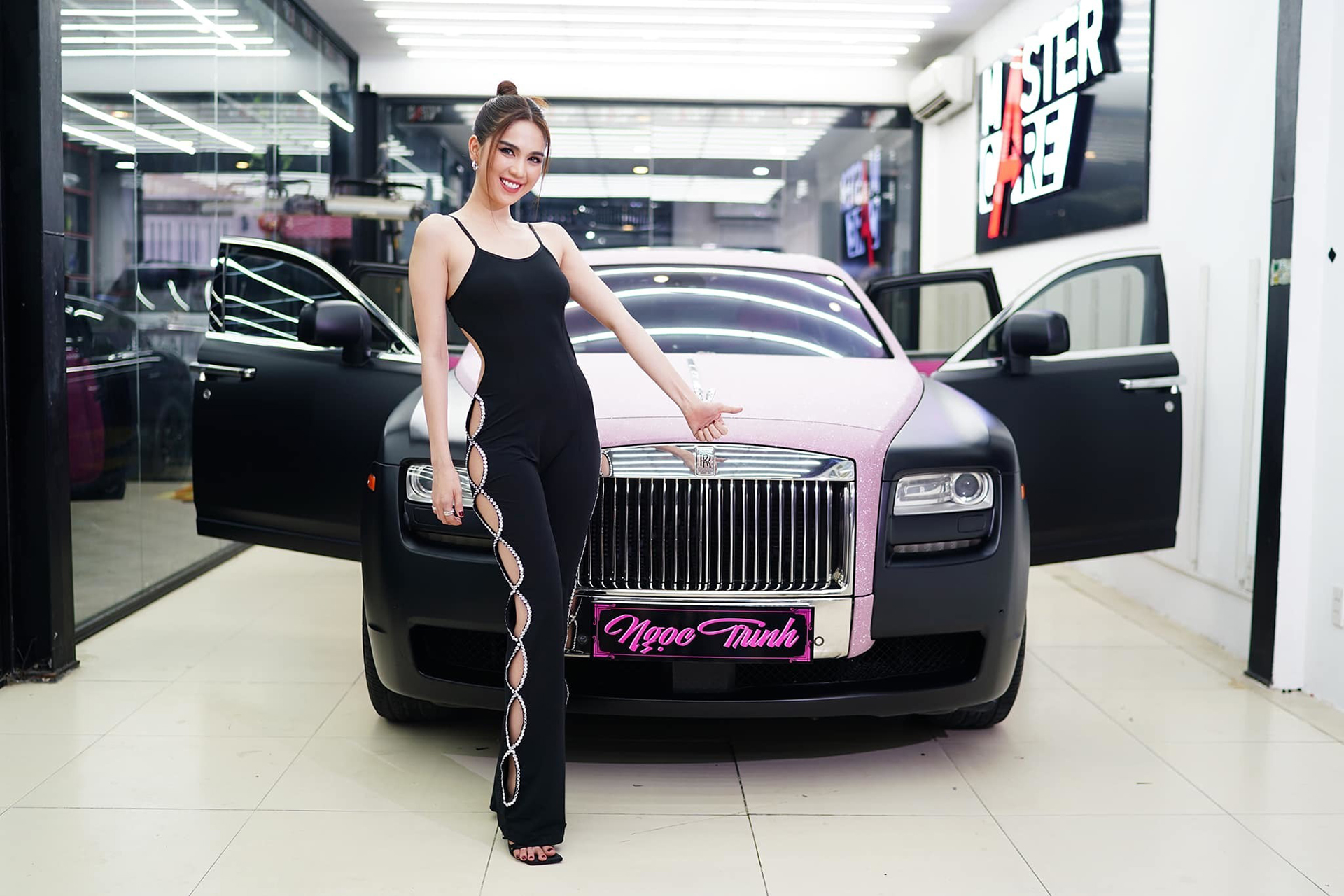Xe Ô Tô Ngọc Trinh: Hé Lộ Chiếc Range Rover LWB Sang Trọng