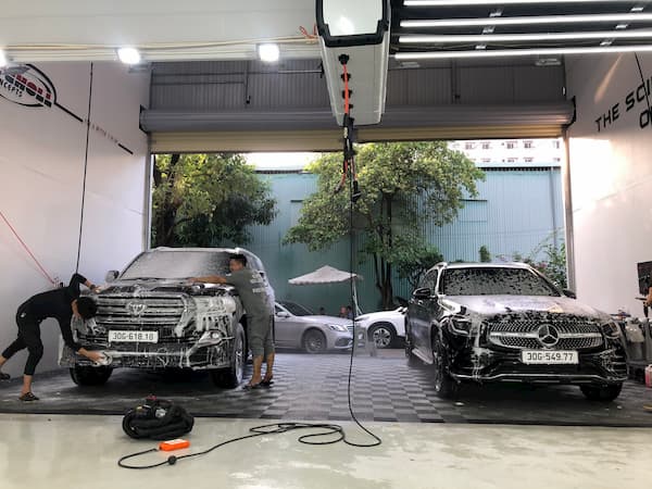Làm đẹp xe ô tô: Detailing chuyên nghiệp là gì?