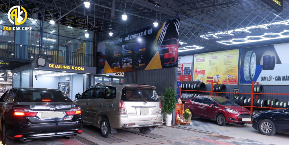 khu vực tiếp đón khách hàng bảo dưỡng xe