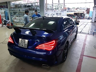 Thực hiện sơn ô tô