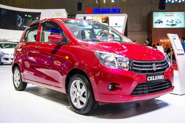 Hình ảnh xe Suzuki Celerio màu xanh, một mẫu xe 5 chỗ giá rẻ đô thị