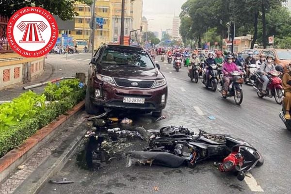 Hiện trường vụ tai nạn giao thông - Hậu quả pháp lý khi cho mượn xe ô tô