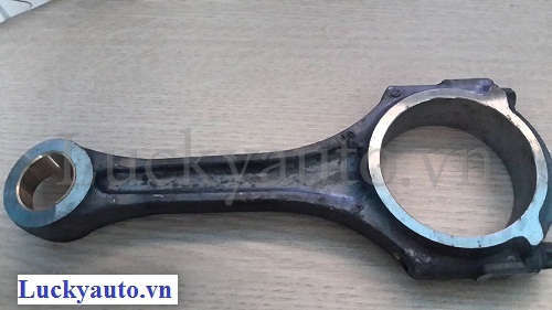 Tay Biên Xe Ô Tô: Chi Tiết Động Cơ Quan Trọng