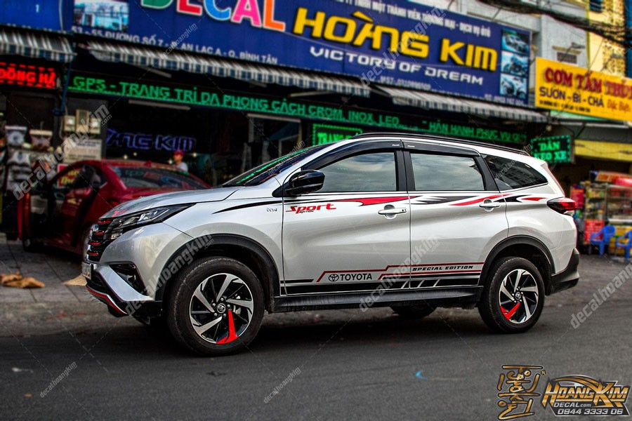 Mẫu tem sườn đen cho xe ô tô Toyota Rush