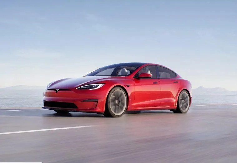 Tesla Model S, mẫu xe ô tô thể thao điện hiệu suất cao