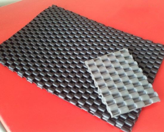 Thảm nhựa trải sàn xe ô tô