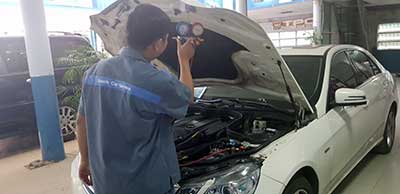 Thay lọc gió máy lạnh xe hơi