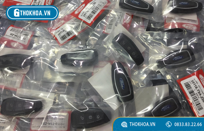 Bán vỏ khóa xe ô tô chính hãng và đa dạng mẫu mã