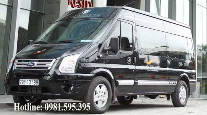 Nội thất cao cấp khi thuê xe ô tô 10 chỗ Dcar Limousine