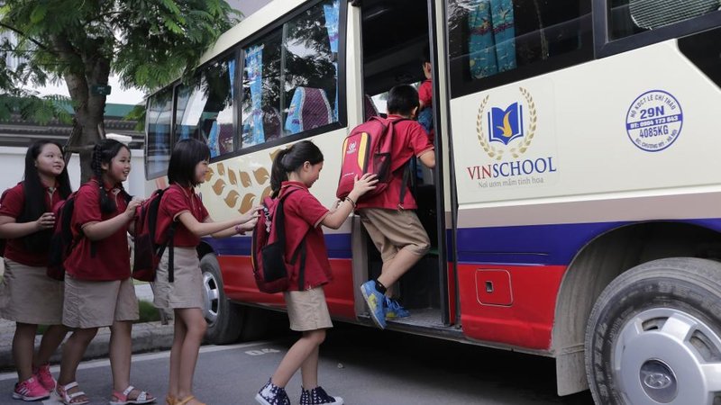 Xe ô tô đưa đón học sinh: Quy định và Lưu ý Quan Trọng