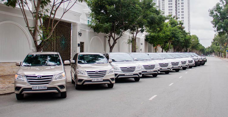 Bảng Báo Giá Thuê Xe Ô Tô Tự Lái & Có Lái