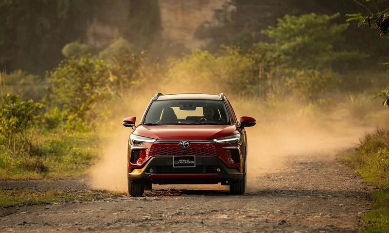 Giá Xe Ô Tô Toyota Lăn Bánh Chi Tiết Các Dòng Xe