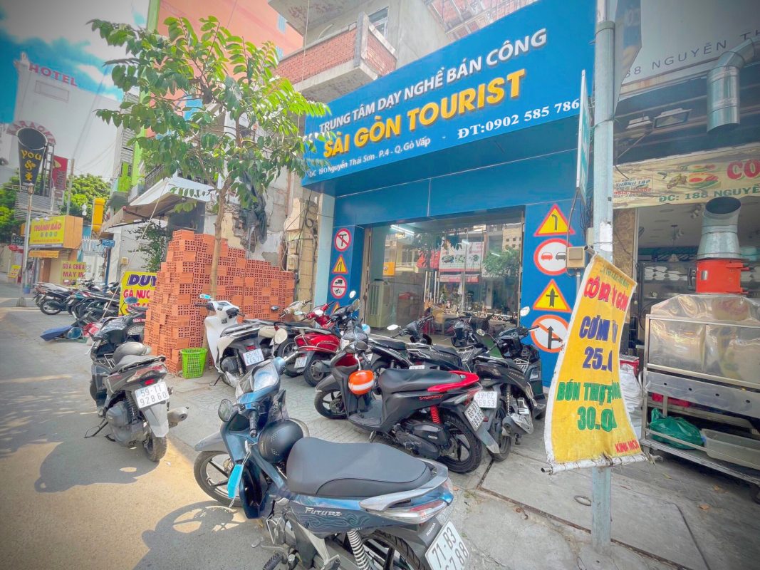 Trung tâm đào tạo bằng lái xe ô tô cho người tự học B11