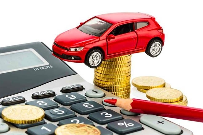 Người dân nhận tiền mặt