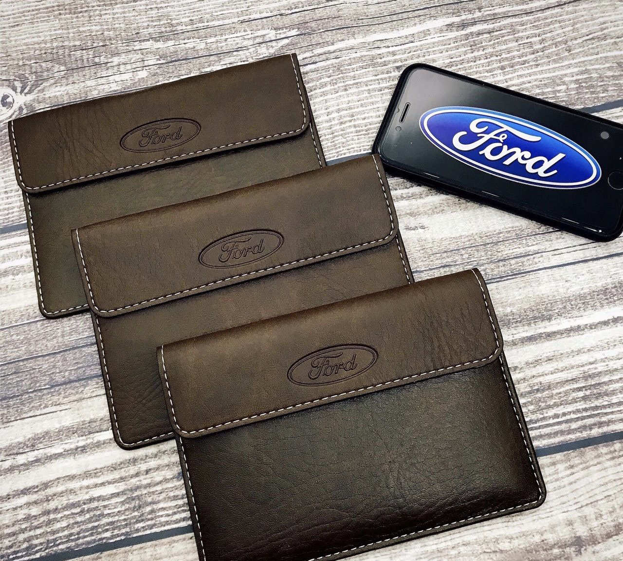 Ví đựng giấy tờ xe ô tô chất liệu da in logo Ford