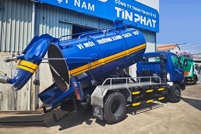 Xe bồn hút chất thải chuyên dùng 6 khối