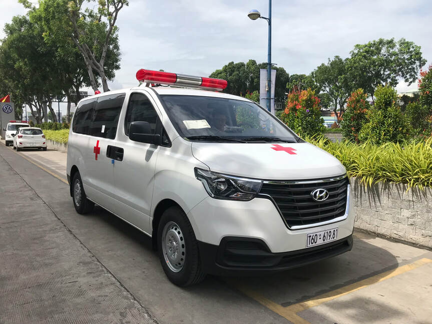 Cửa trượt xe cấp cứu Hyundai Starex