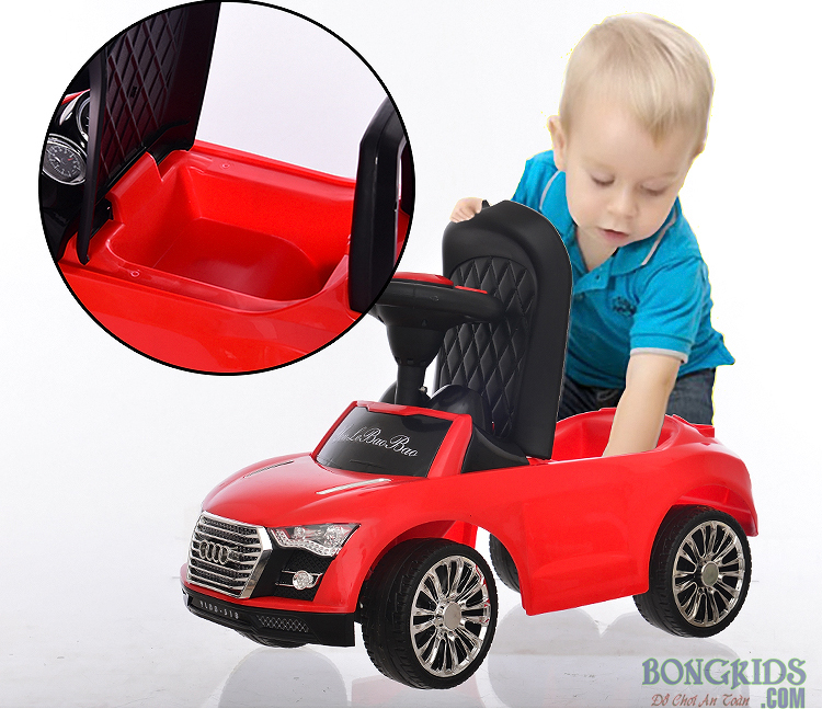 Cốp xe chòi chân Audi 1688 rộng rãi