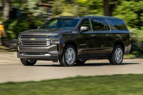 Chevrolet Suburban - mẫu xe ô tô 8 chỗ cỡ lớn