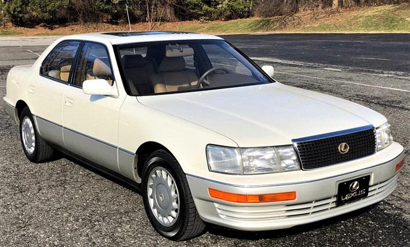Lexus LS400, mẫu xe hạng sang góp phần vào xếp hạng hãng xe ô tô bền bỉ