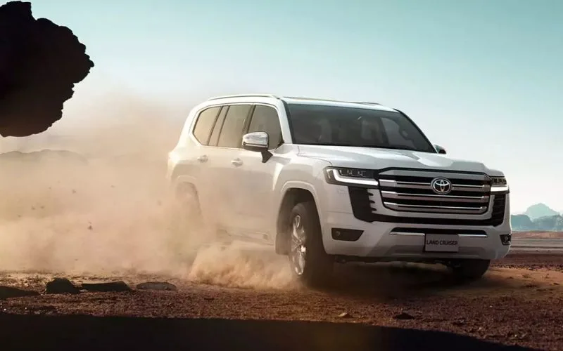 Động cơ của Land Cruiser rất thích hợp để phuượng đường dài nhờ sức kéo vượt trội