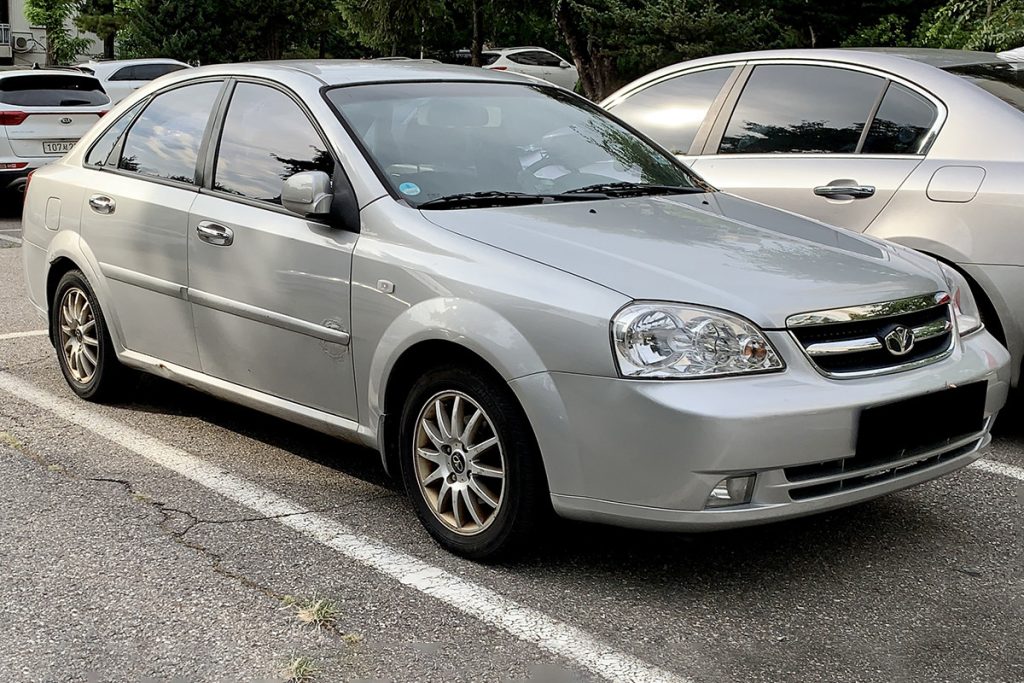 Xe ô tô cũ giá rẻ Daewoo Lacetti 2004-2006