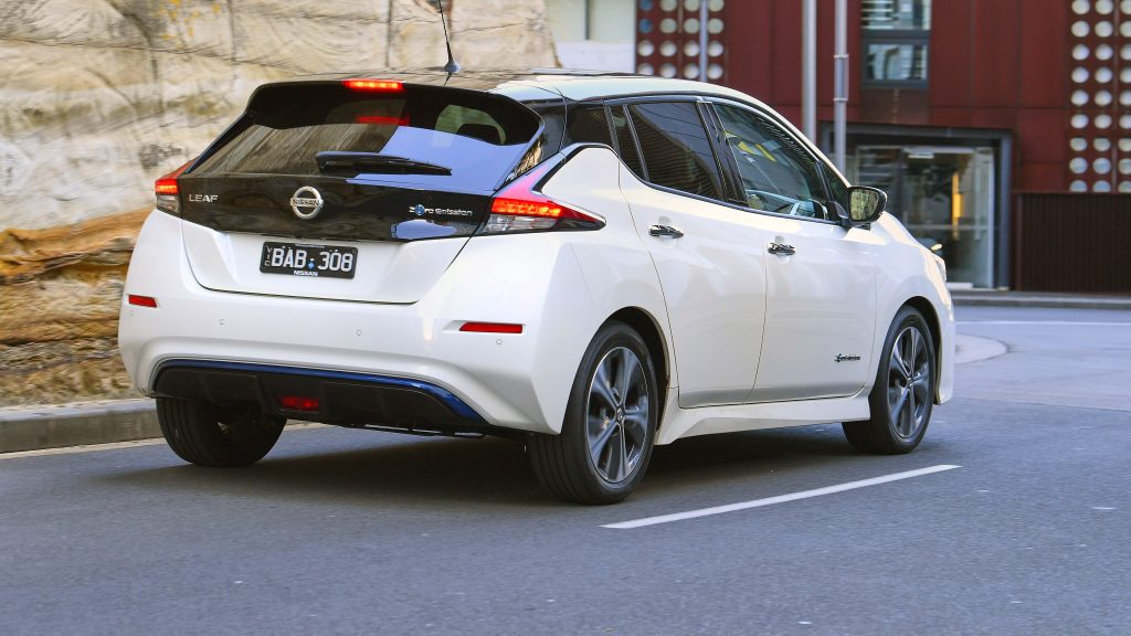 Xe ô tô điện giá rẻ Nissan Leaf