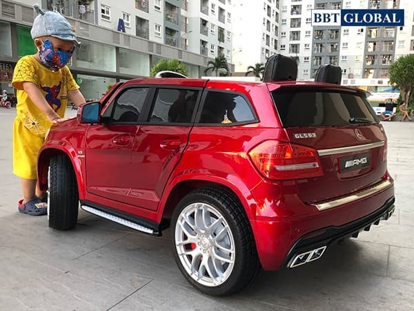Xe ô tô điện trẻ em Mercedes GLS 63 AMG