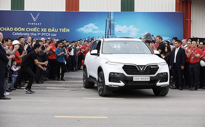 VinFast Lux A2.0, một trong top hãng xe ô tô Việt Nam mới nổi.