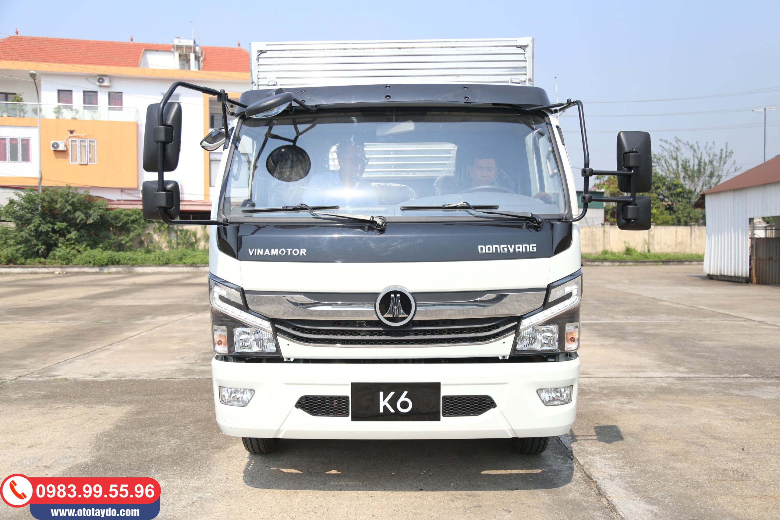 Cụm đèn pha xe ô tô tải 5 tấn Nissan K6