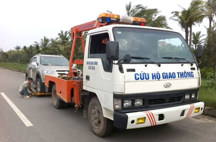 Ô Tô Kéo Theo Xe Khác: Quy Định và Lưu Ý Quan Trọng Năm 2021