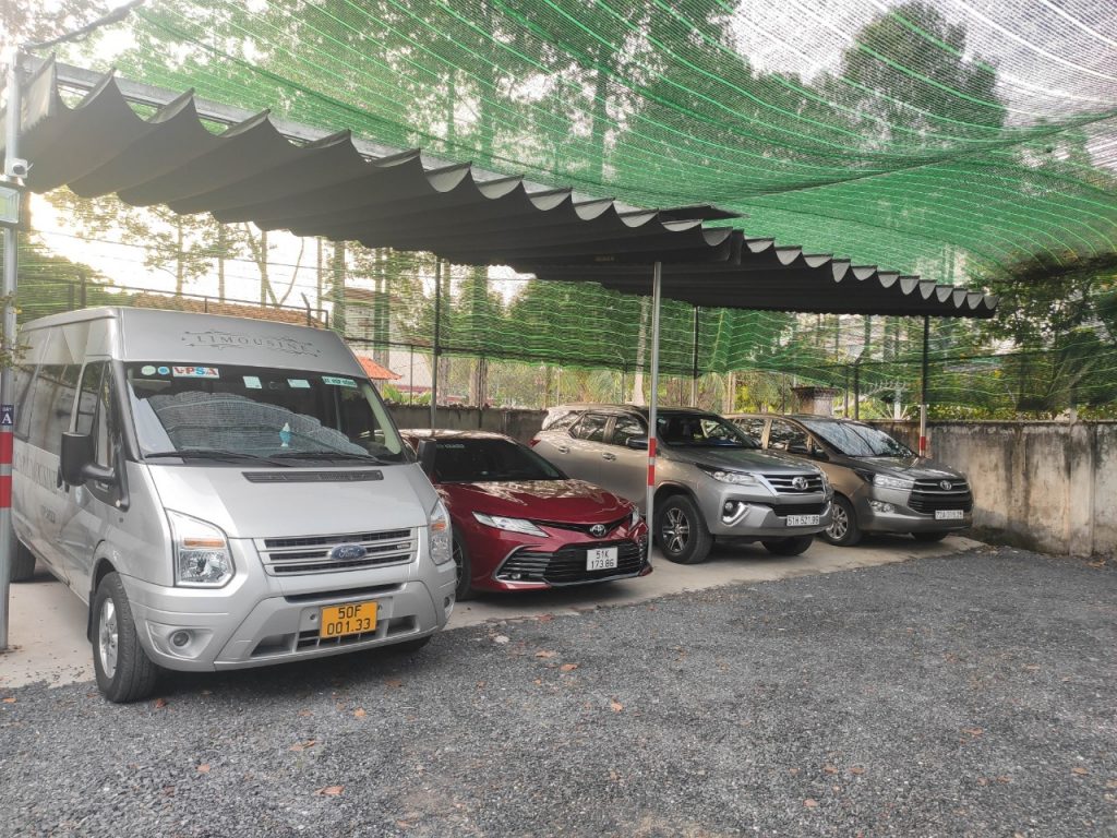 bãi giữ xe ô tô tháng thủ đức