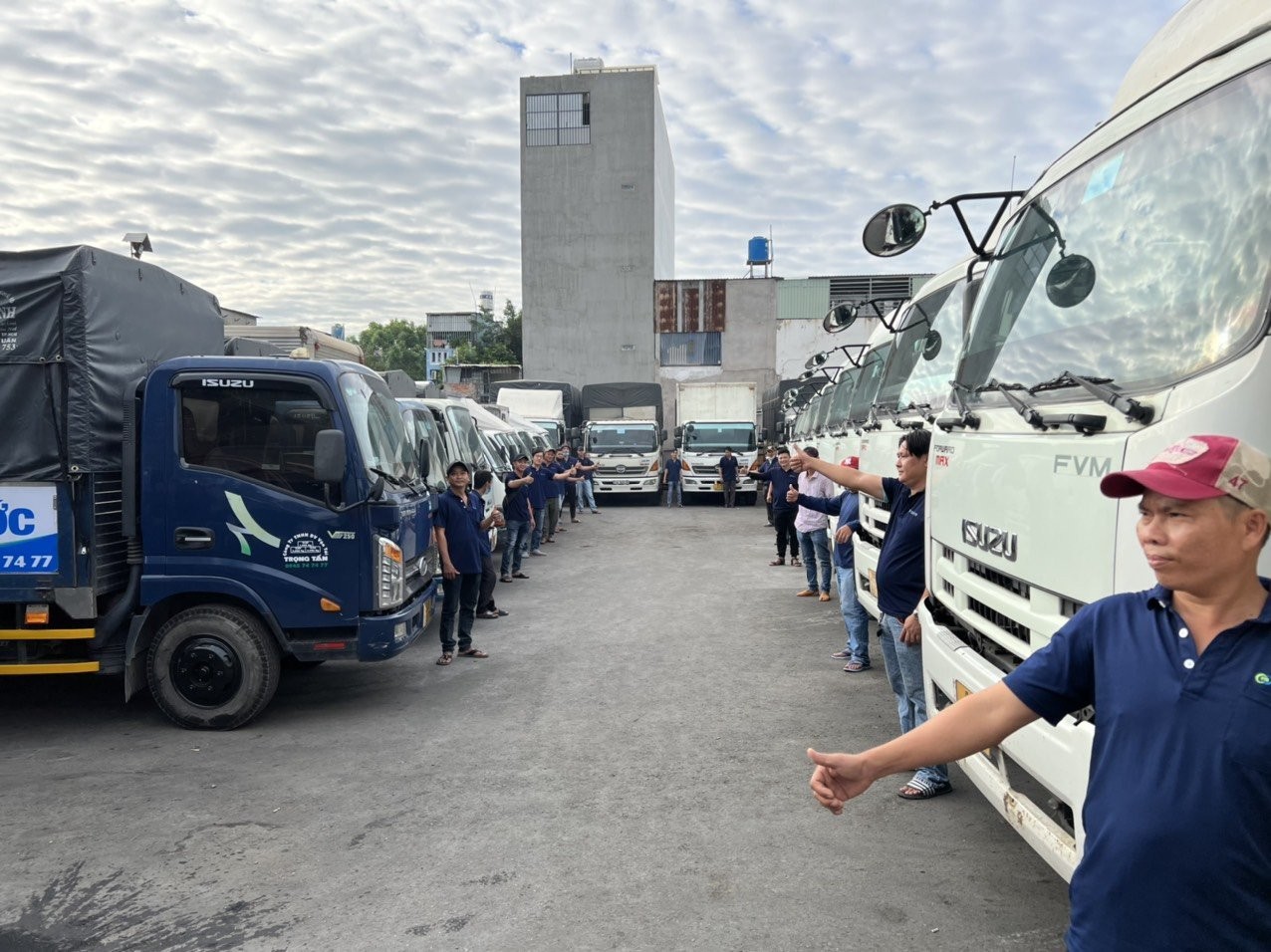 Kinh nghiệm đỗ xe ô tô an toàn và hiệu quả
