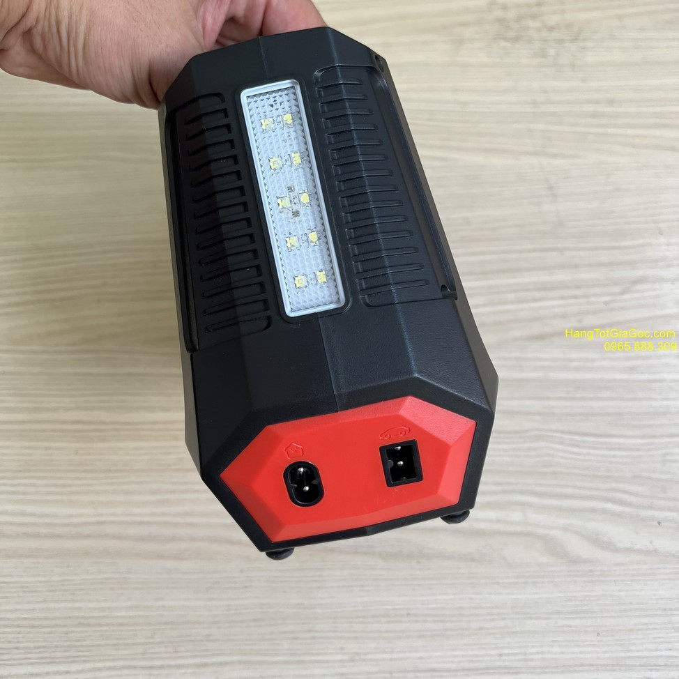 Bơm bánh xe ô tô BXD09 khi sử dụng nguồn 12V trên xe Bơm bánh xe ô tô BXD09 khi sử dụng nguồn 12V trên xe