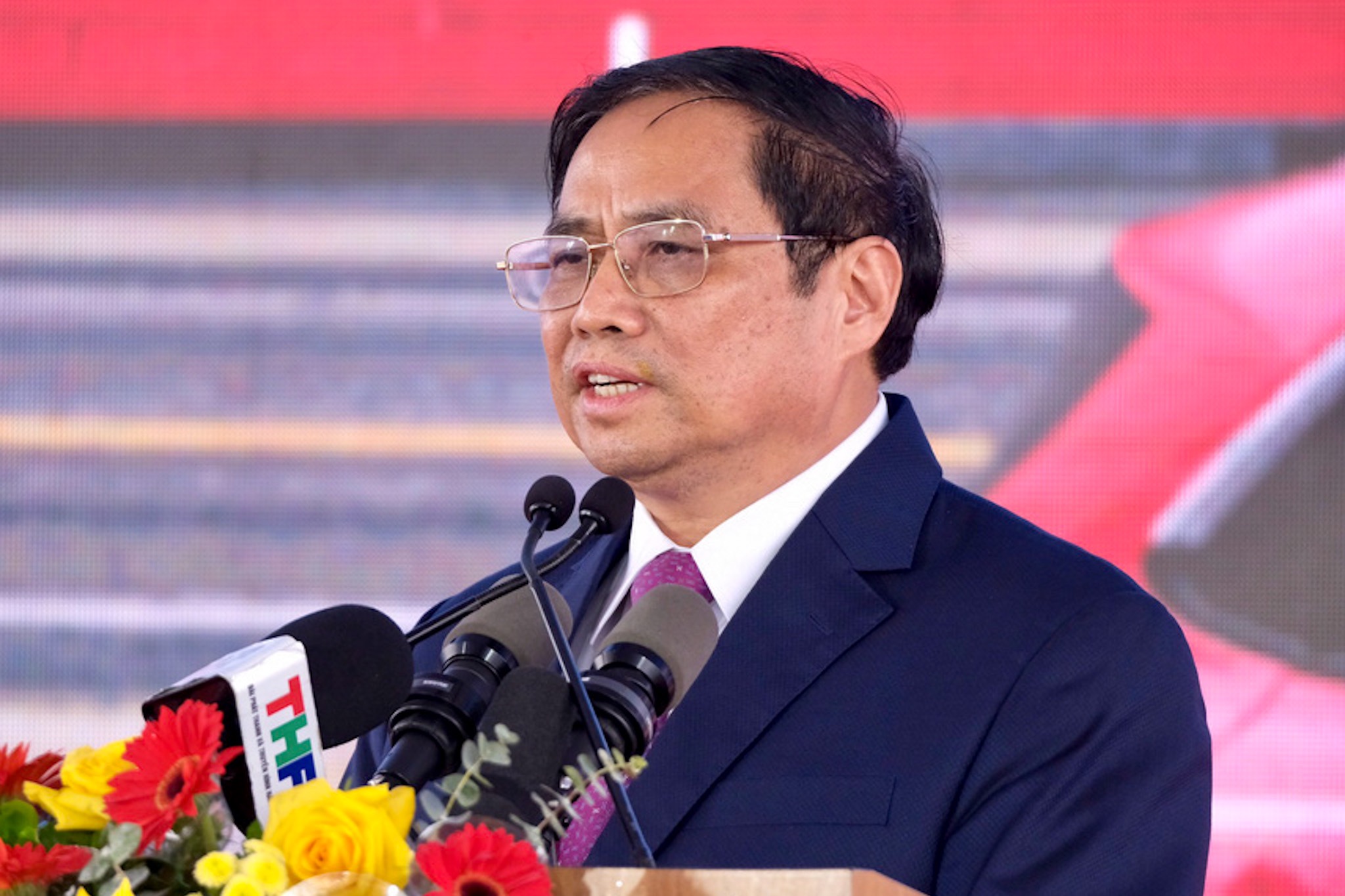 Thủ tướng Phạm Minh Chính phát biểu tại lễ xuất khẩu lô xe ô tô điện đầu tiên của VinFast