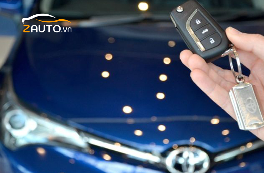 Chìa khóa thông minh (smart key) của xe ô tô