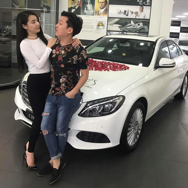 Trường Giang tặng xe ô tô cho Nhã Phương: Tiết lộ về món quà đặc biệt