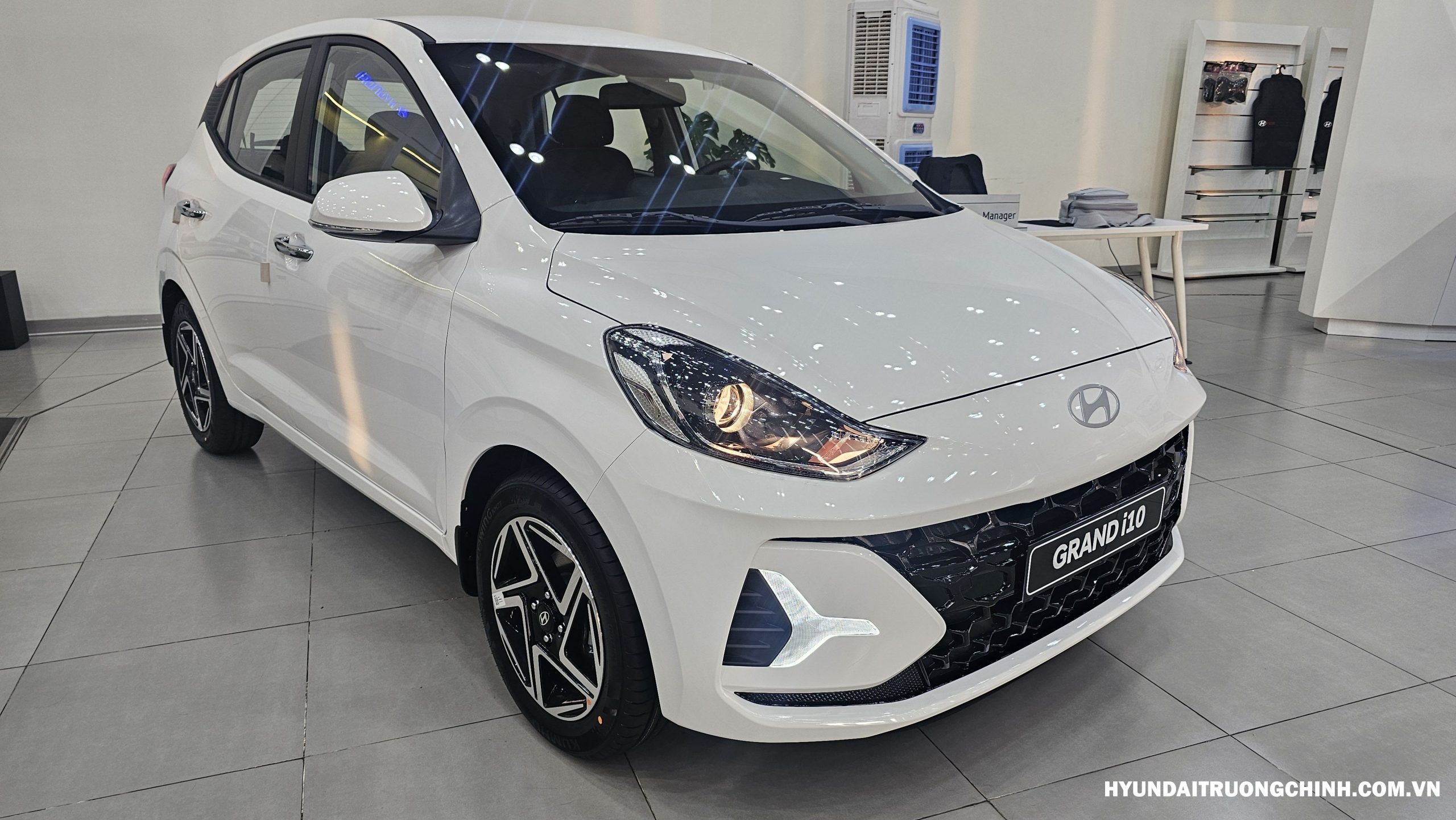 Đánh Giá Toàn Diện Xe Ô Tô Hyundai Cũ i10 Từ A Đến Z