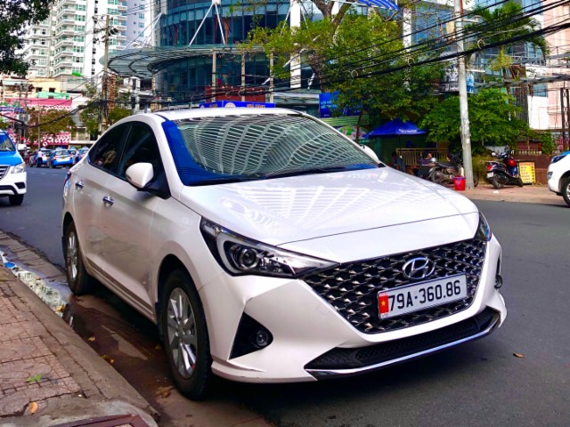Thuê Xe Ô Tô 4 Chỗ Ở Nha Trang: Hướng Dẫn Từ A Đến Z