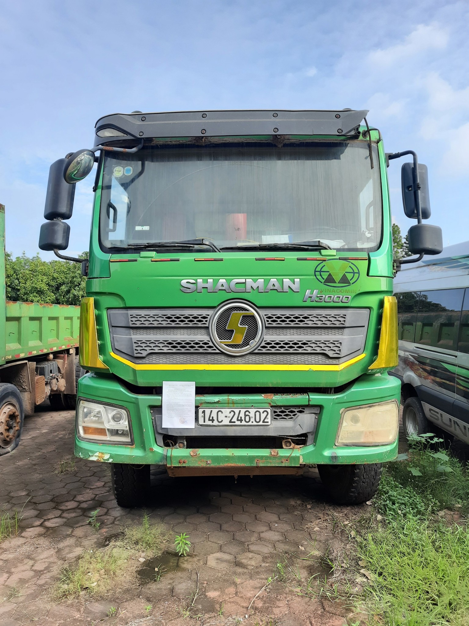 Xe ô tô Shacman 18620kg: Đánh giá chi tiết và thông số kỹ thuật